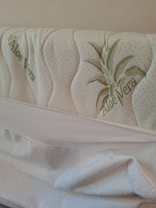 Продавам детски матрак