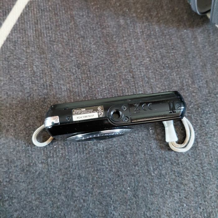 Продам фотоаппарат самсунг ES80