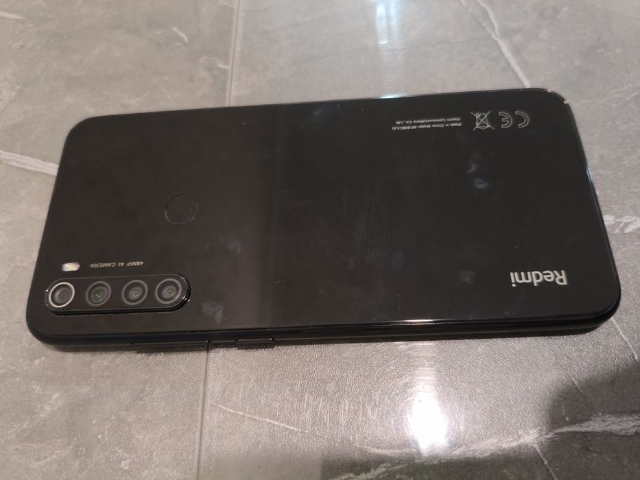 Redmi note 8 4/64gb