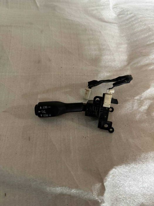 Пульт управления круиз контролем на Toyota, Lexus