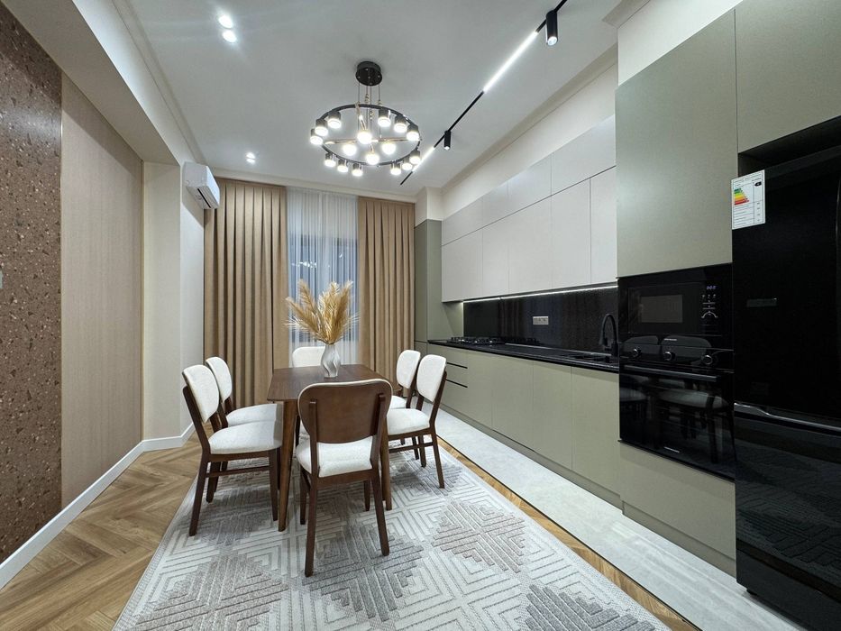 В ЖК Real house Yulduz продаётся квартира дуплекс 4 комнаты 140м²