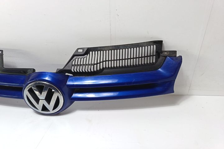 Grila radiator  1K0853655C Volkswagen VW Golf a 5-a generatie