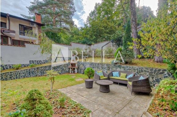 Продава се Къща в Банкя - 244 кв.м за 1986 €/кв.м - Снимка #3