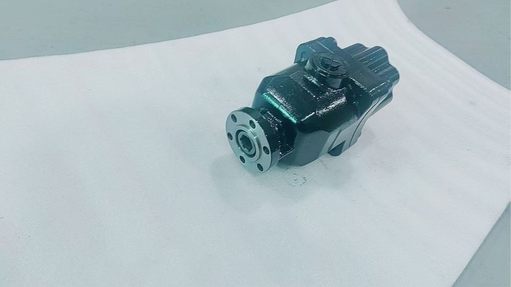 P7-63 —поршневой гидронасос.