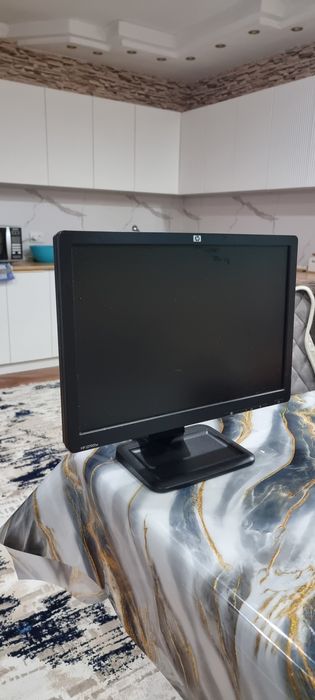 Продам мониторы HP