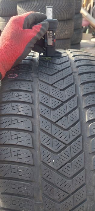 PIRELLI 275 35 R 21 M+S