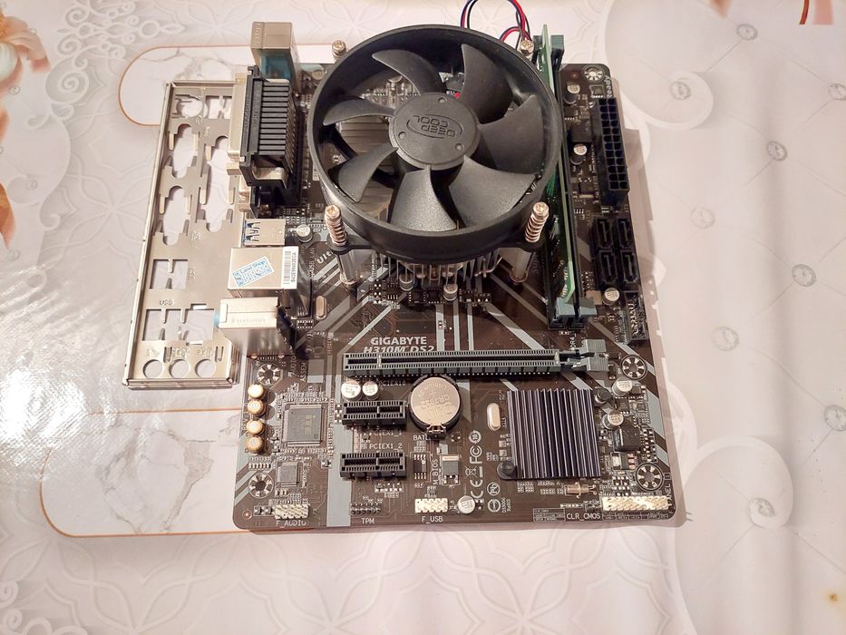 Продам комплект H310 DDR4