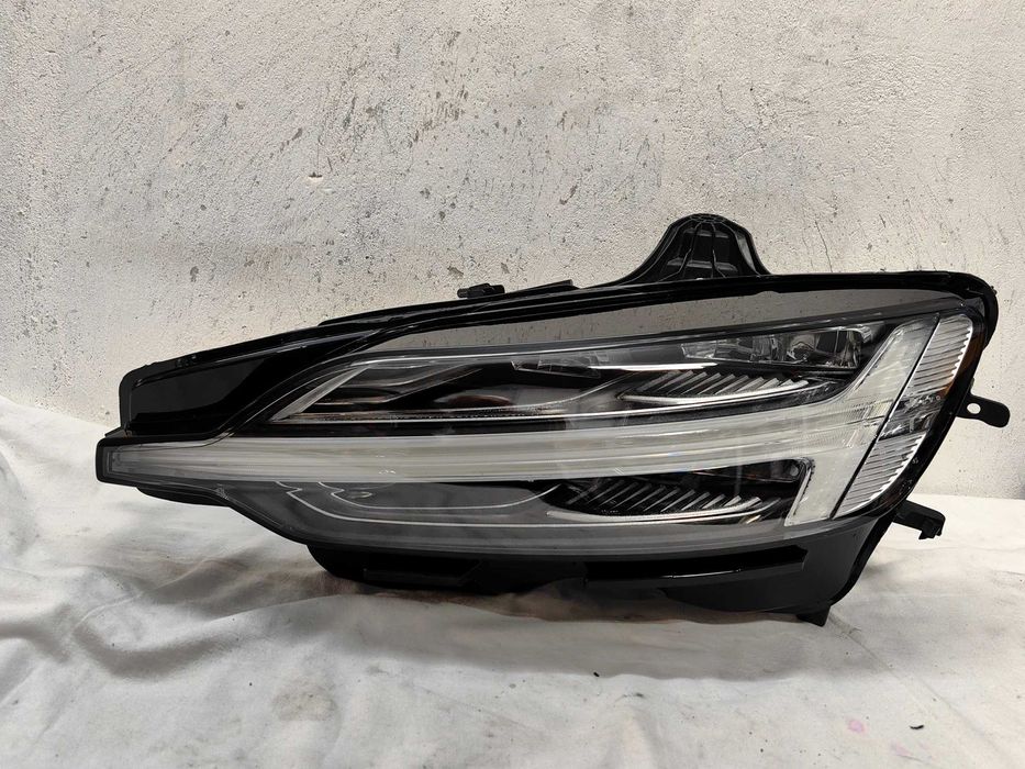 Оригинален фар Волво  Volvo V60 S60 Full Led