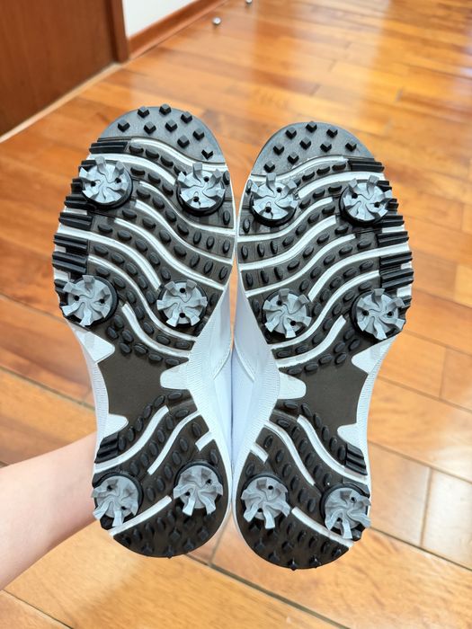 Кроссовки для гольфа