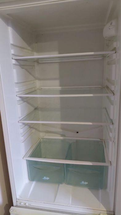 Продам холодильник и морозильник