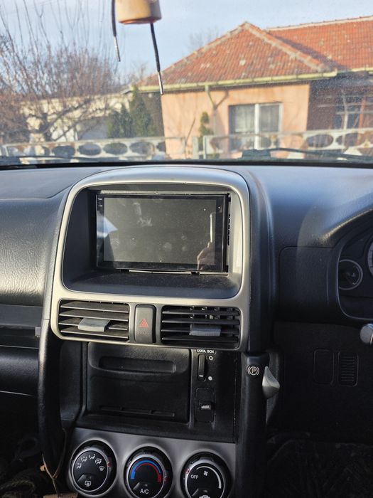 Хонда црв 2/ 2.0 бензин НА ЧАСТИ