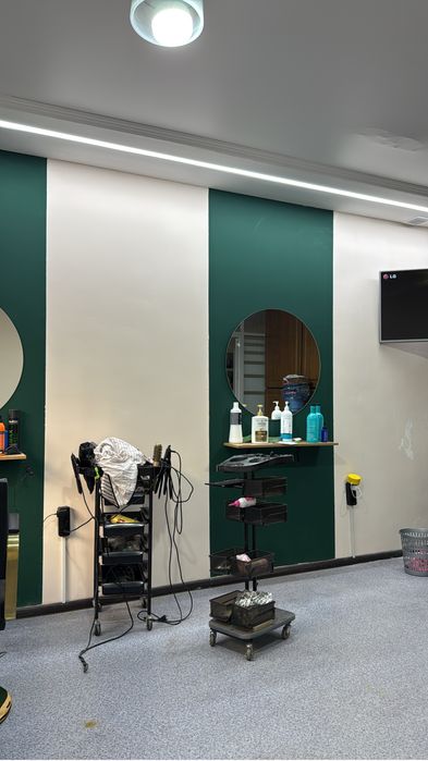 Сдам парикмахерское кресло