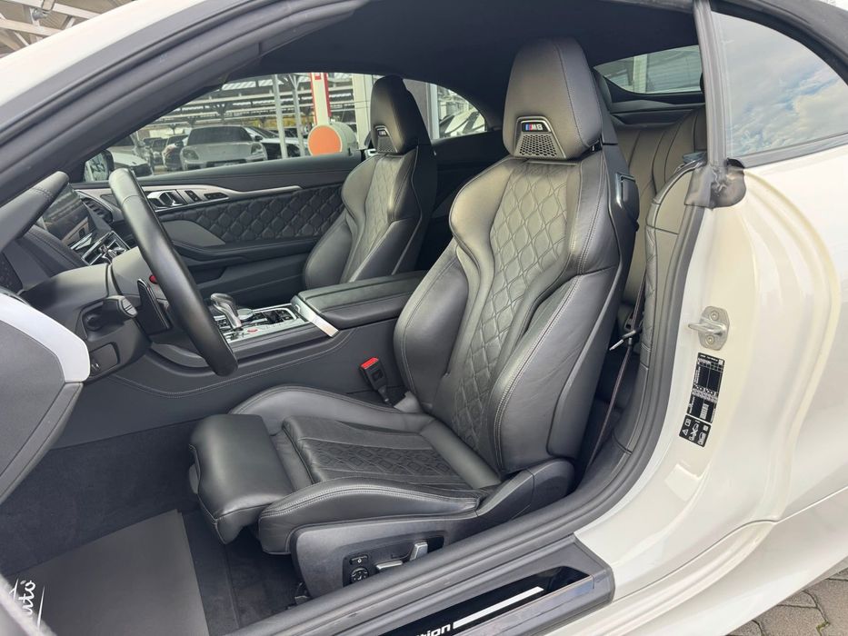 Кола за Бал Свадба под Наем Бмв м8 Компетъшън