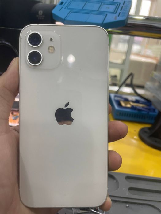 Iphone 12 xolati ideal