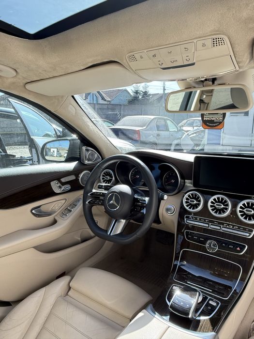Mercedes Benz C250 2.0 Benzina (211 cp) 128.300KM
