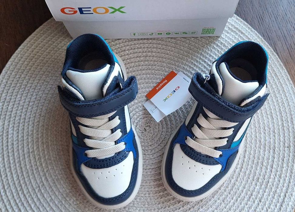 Обувки, сникърси - чисто нови - Geox, Camper, Kickers - н. 25