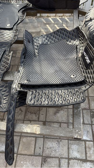 3D полики комплект Б/У