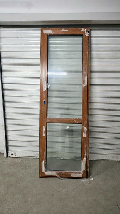 ПВЦ дограма, златен дъб