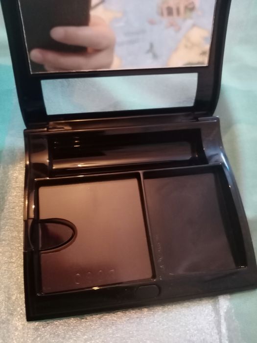 Футляр с зеркалом для косметики