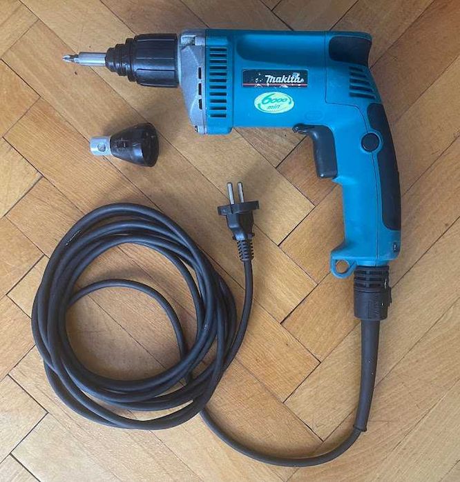 Електронен винтоверт Makita 6825R 570W 6000 об/м. Внос от Германия.