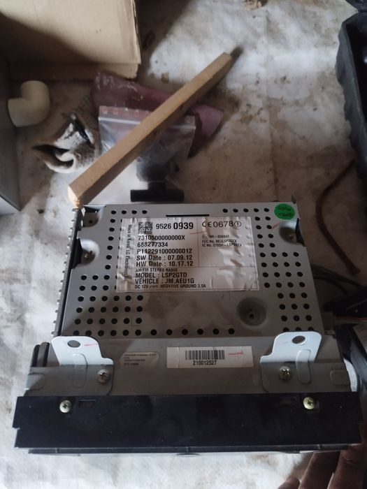 Продам автомагнитолу на шевроле круз