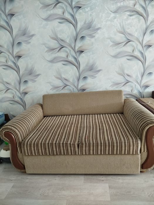 Продам диван софа