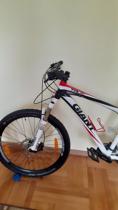 Bicicletă MTB Giant Talon 3 – 29” – frâne hidraulice – stare foarte bună
