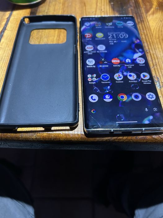 Продавам Sharp Aquos R6 128gb