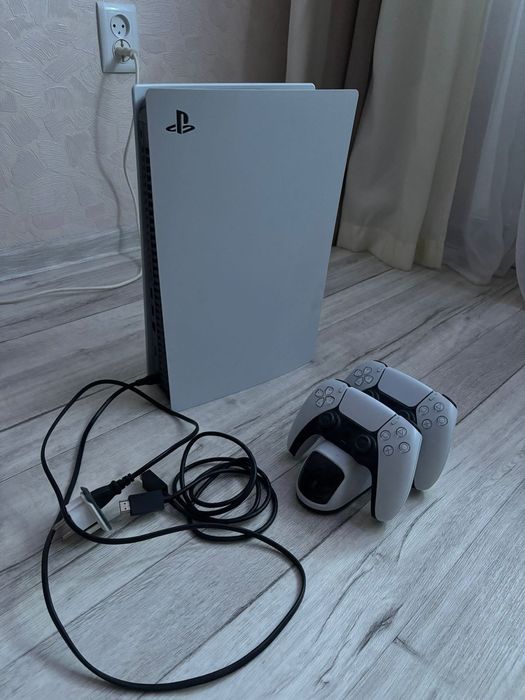 Продам Sony Playstation 5