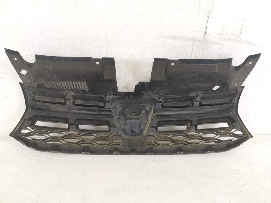 Радиаторна решетка Дачия Логан 2 [фейслифт] [ - ] Оригинална, в добро