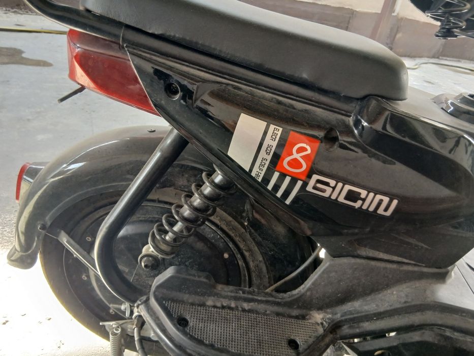 Продам электроскутер