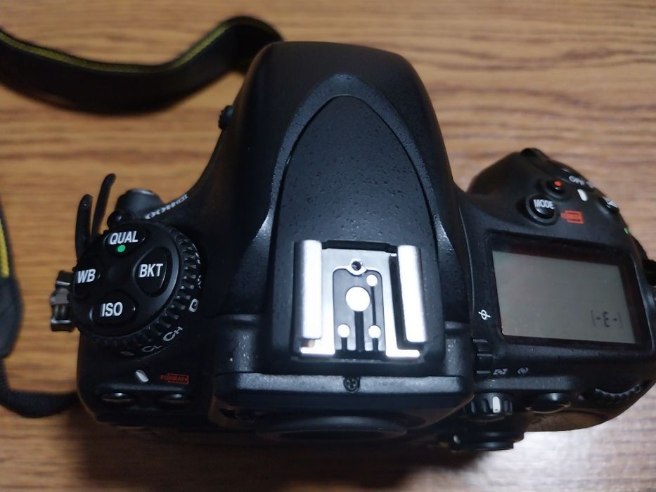 Nikon D800 Digital SLR Camera Body