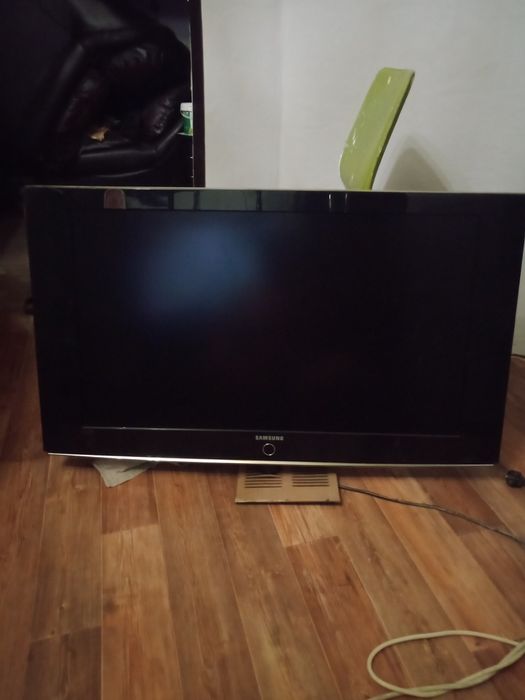 Телевизор SAMSUNG
