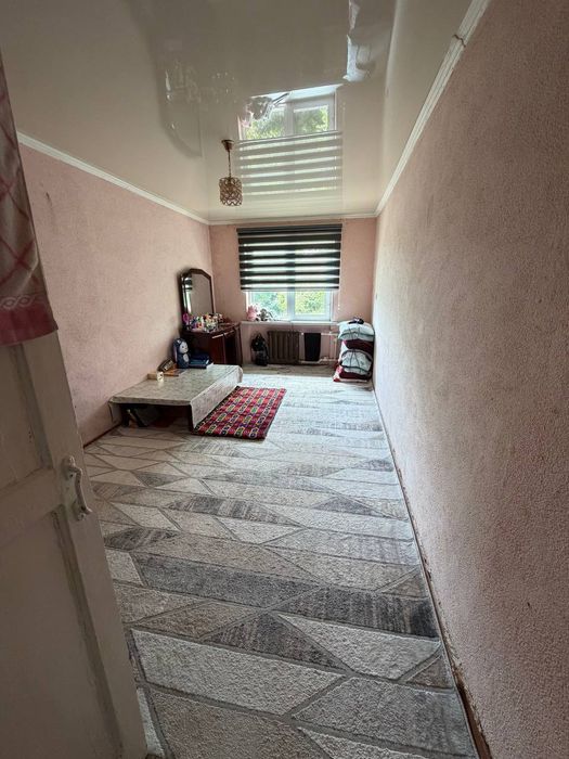 Продается срочно не дорого 3 комнатная квартира.