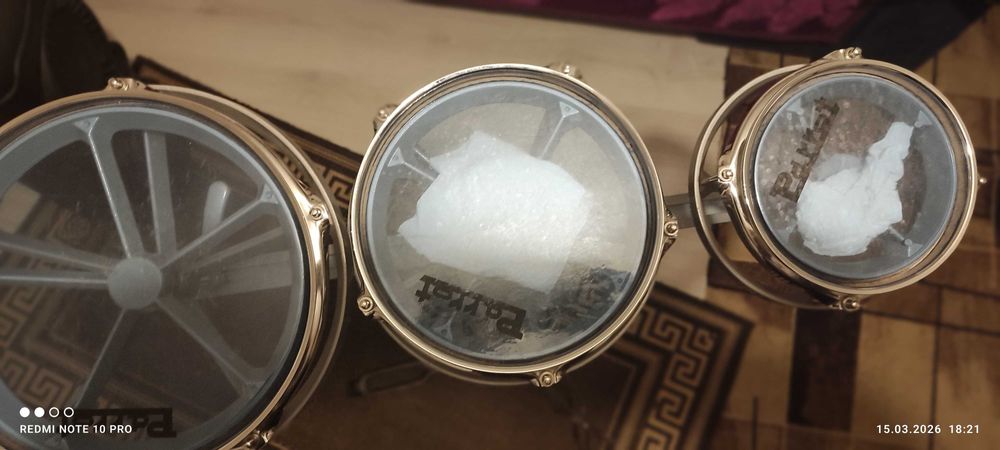 vând percuție în stare bună