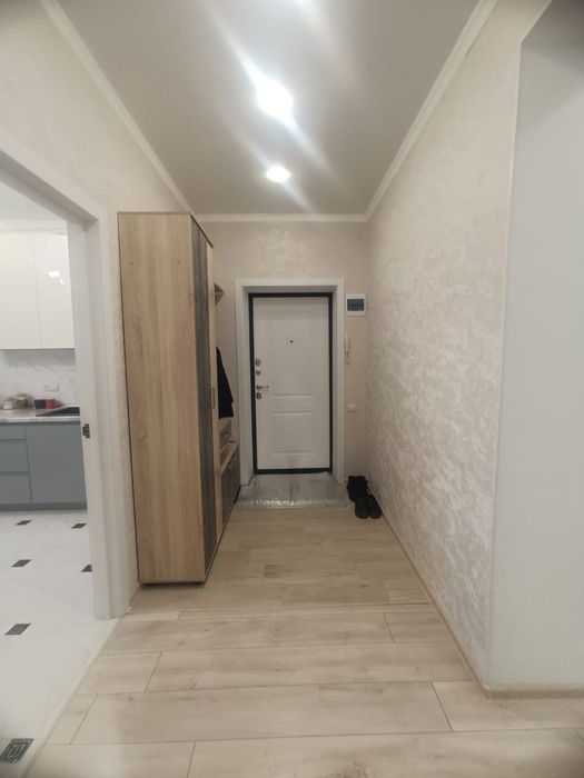 Район Универмаг, 2 комн,74 кв,3/5