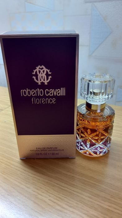 Дамски парфюми..Olympea Parfum