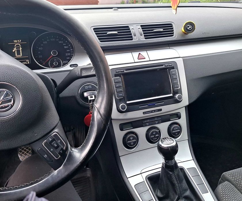 Vând Passat B6 Break 2.0 TDI 136CP 2010 Euro 5