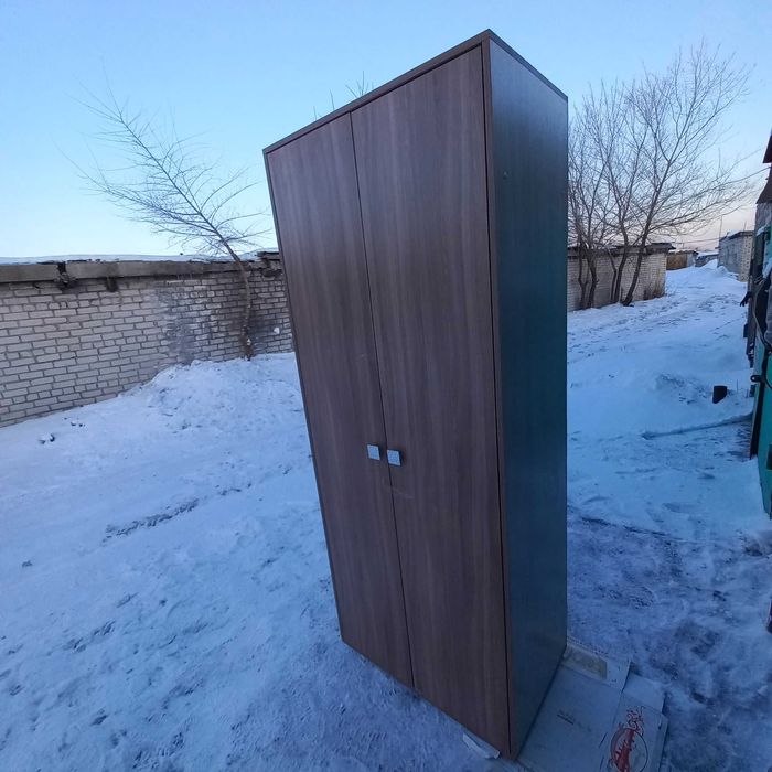 Шкаф  для  одежды.
