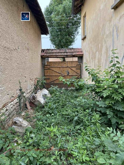 Продава се Къща в с. Садовец, Област Плевен - 91 кв.м за 112 €/кв.м - Снимка #6