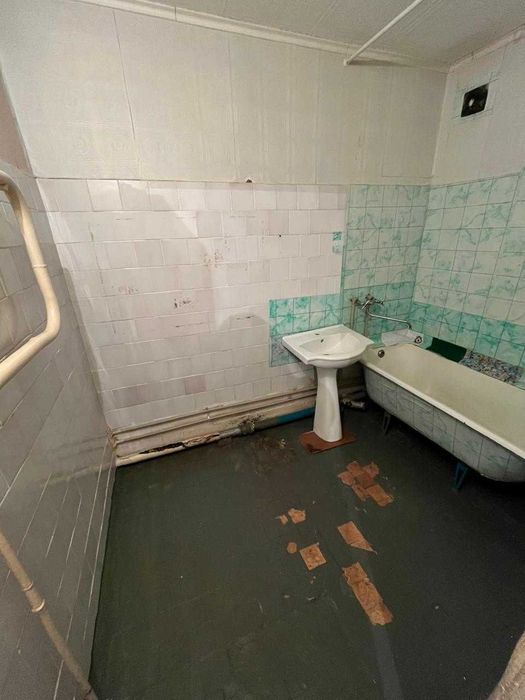 Продам трёхкомнатную квартиру рн. Облисполком