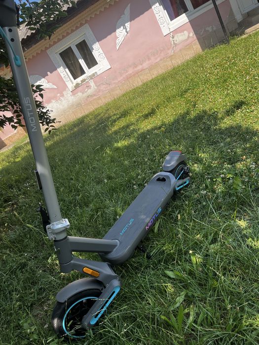 vand trotineta motus t10 max