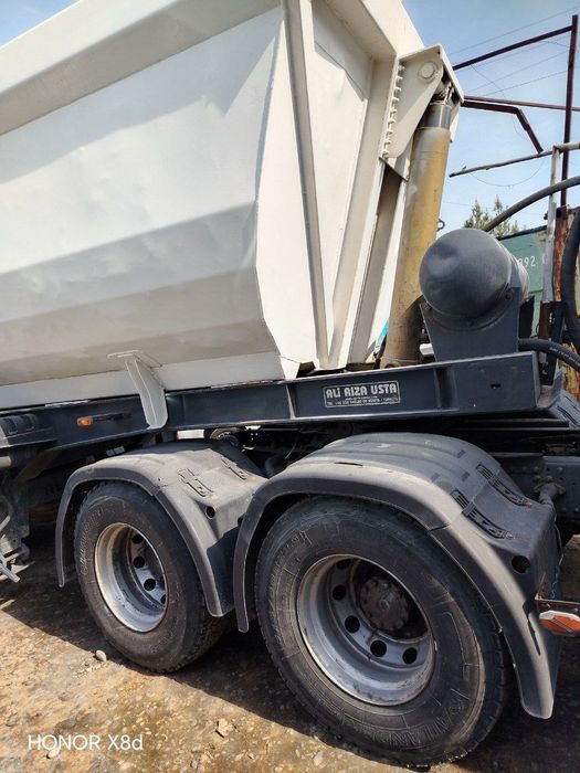 Тонар прицеп сотилади