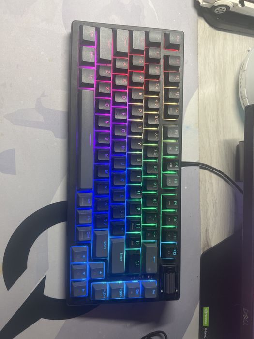 Tastatura Aqirys Adara Mini LE + Mouse Razer Viper MINI