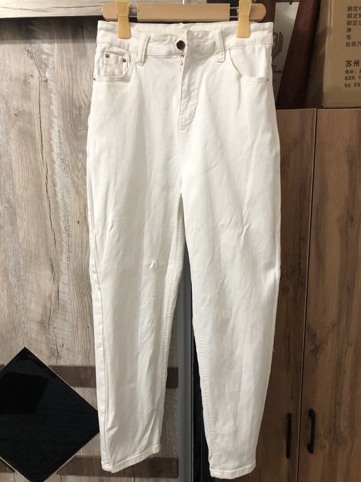 все вещи отдам по приемлимой цене йены начинаются от 50-100 тыс