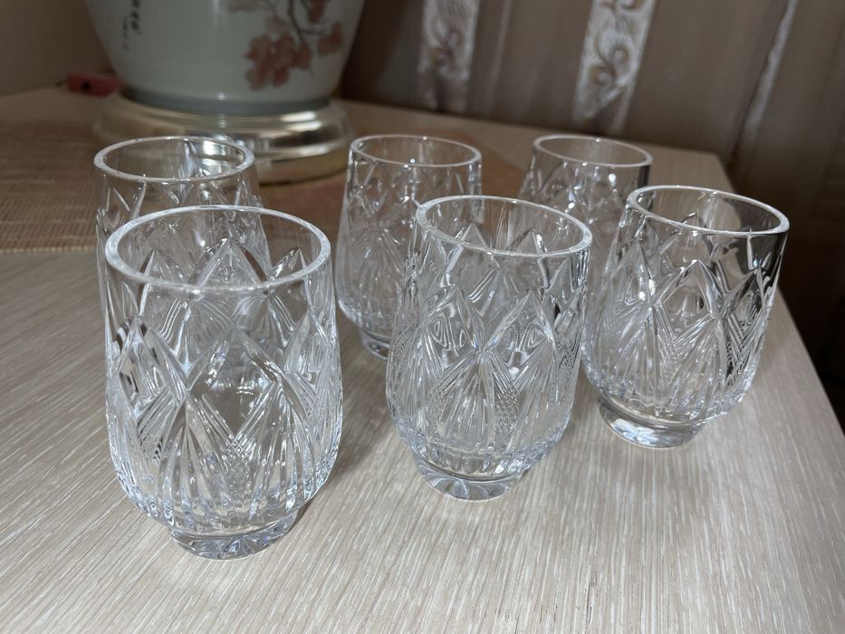 Хрустальные рюмки,стопки,стаканы.