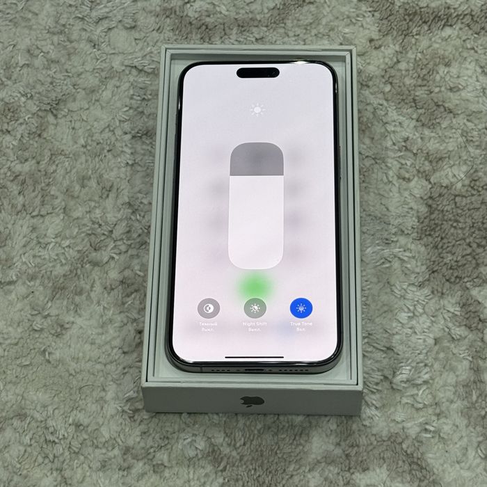 Iphone 15 pro max 512гб с каробкой 755$ срочно