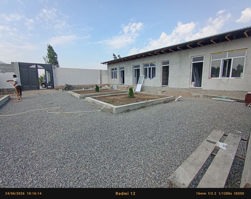 4.5 sotix hovli uy sotiladi