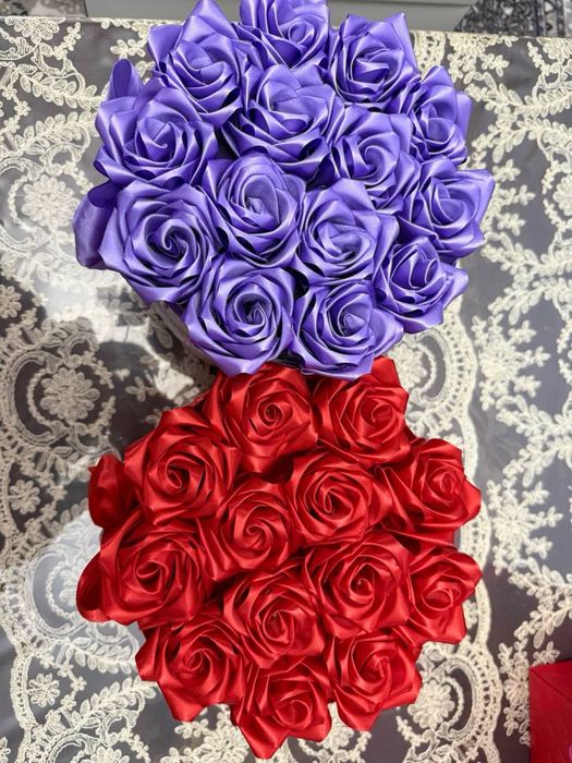 Розы из атласных лент Букет