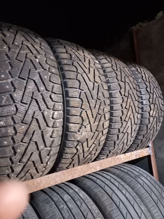 Зимняя резина пирэли 235/60/18